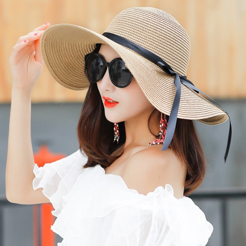 HT1679 New Fashion Straw Hat Female Wide Brim Sun Hat Ladies Solid Black Ribbon Bow Floppy Beach Hat Women Packable Summer Hat