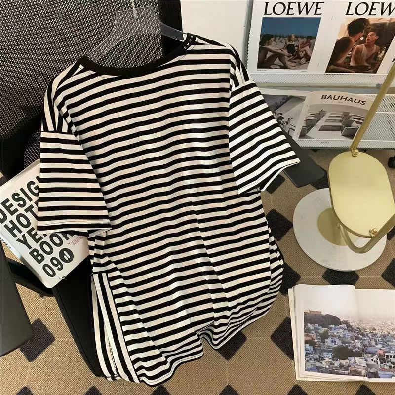 DAYIFUN Striped T Shirts Women Plus Size Side Slit O Neck Short Sleeve T-shirt 2022 Summer Loose Mid-length Half-sleeve Tee Lady